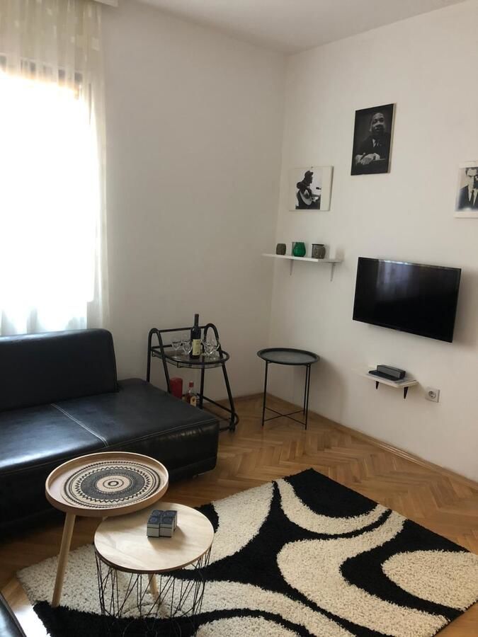 Проживание в семье Dino`s House Улцинь-14